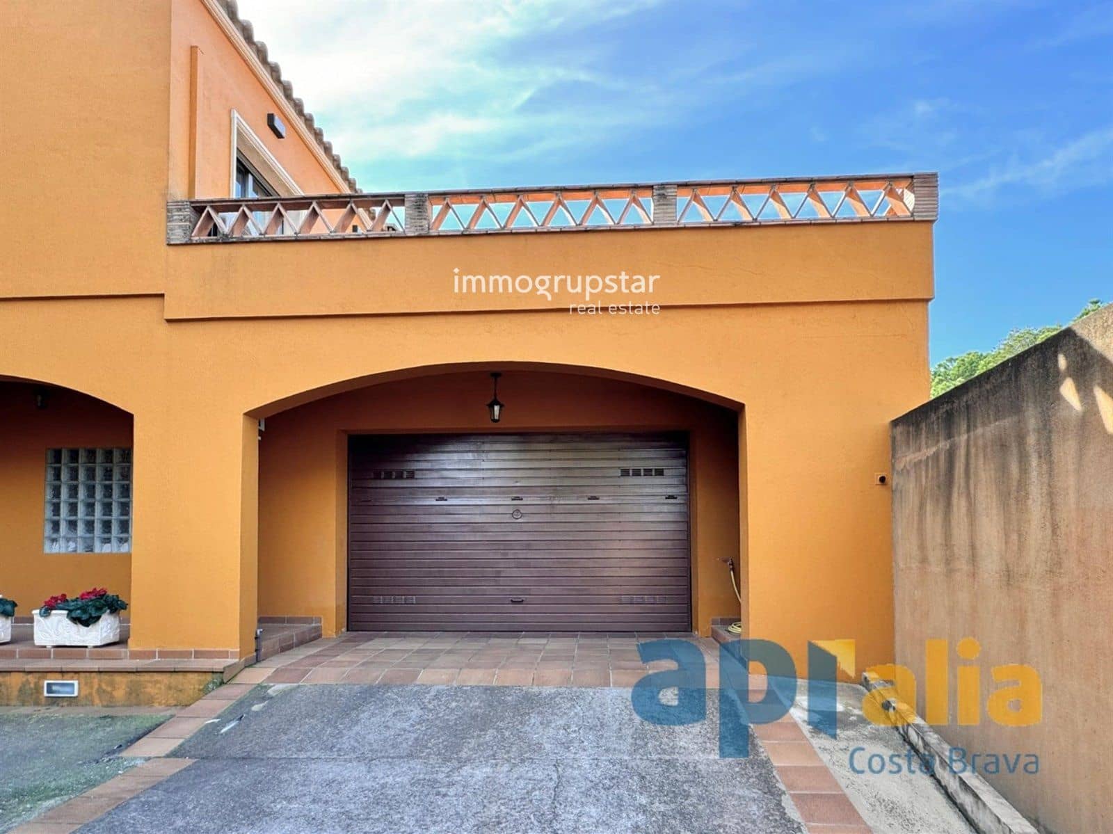 6 bedroom Villa for sale in Sant Antoni de Calonge with pool garage - € 945,000 (Ref: 9051842)