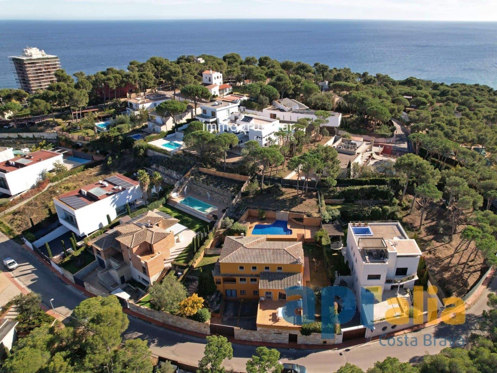 6 bedroom Villa for sale in Sant Antoni de Calonge with pool garage - € 945,000 (Ref: 9051842)