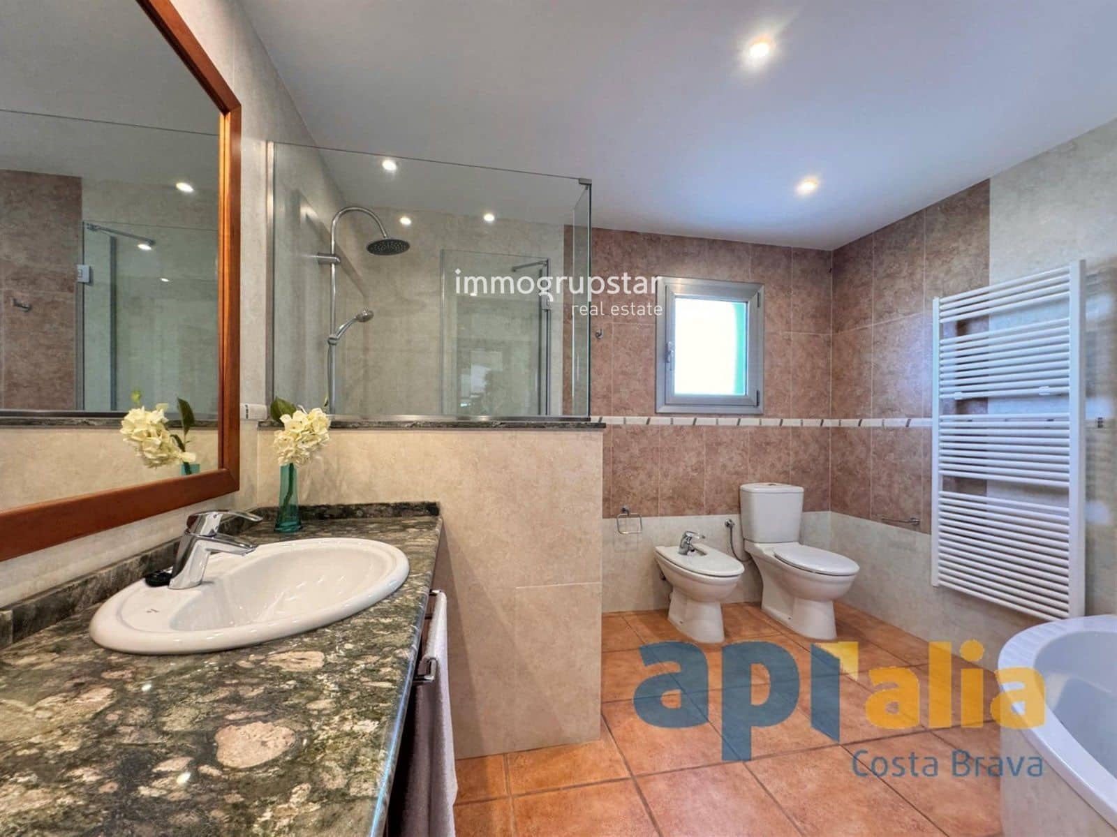 6 bedroom Villa for sale in Sant Antoni de Calonge with pool garage - € 945,000 (Ref: 9051842)