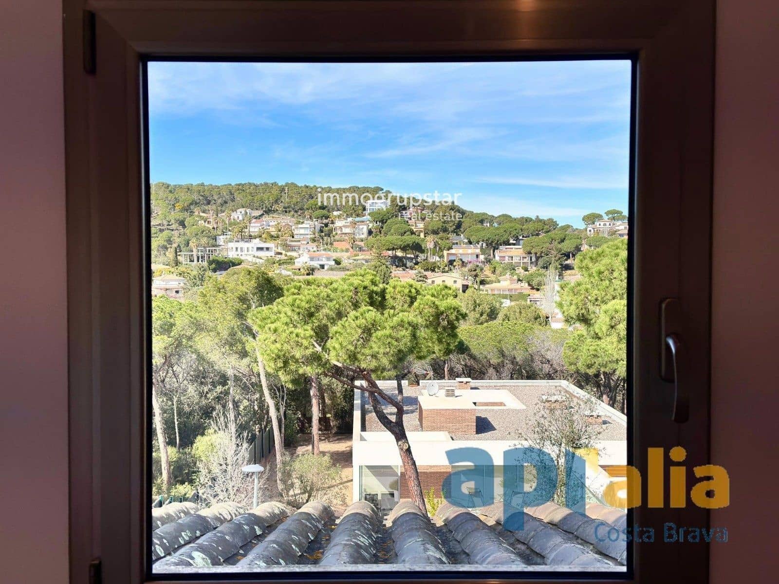 6 bedroom Villa for sale in Sant Antoni de Calonge with pool garage - € 945,000 (Ref: 9051842)