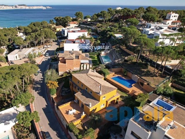 6 bedroom Villa for sale in Sant Antoni de Calonge, Calonge i Sant Antoni with pool garage - € 945,000 (Ref: 9051842)