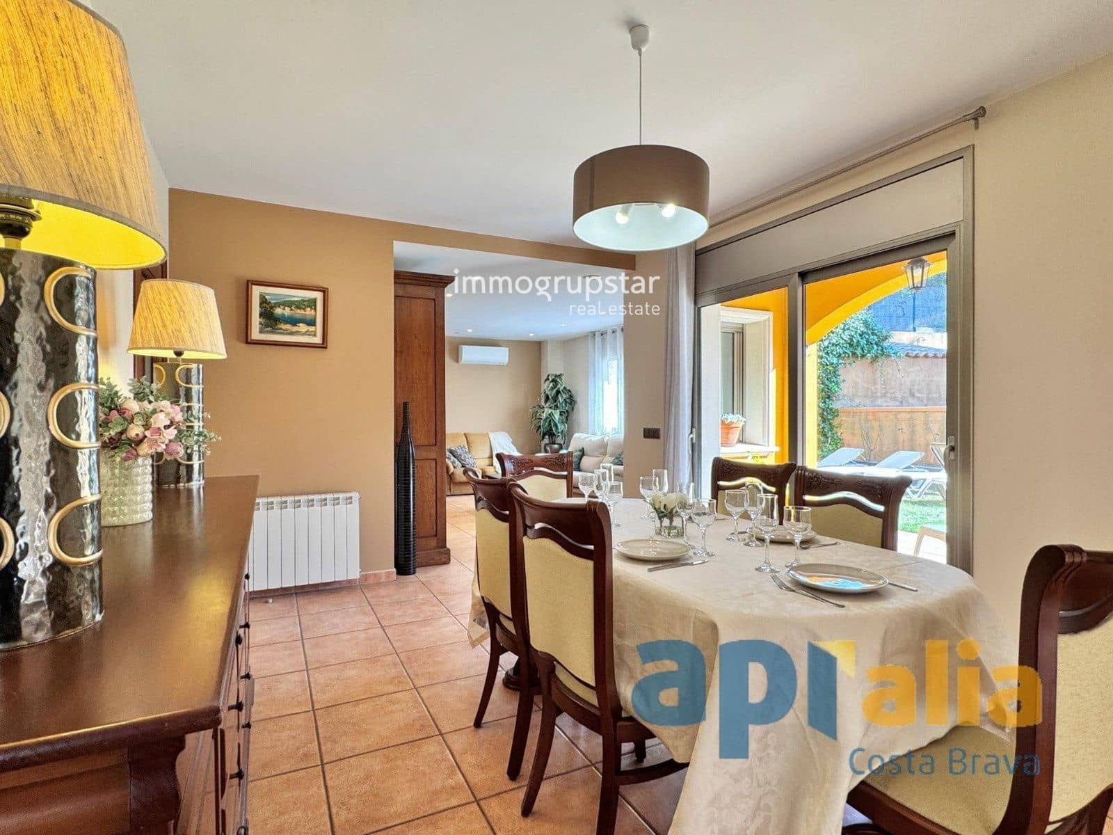 6 bedroom Villa for sale in Sant Antoni de Calonge with pool garage - € 945,000 (Ref: 9051842)