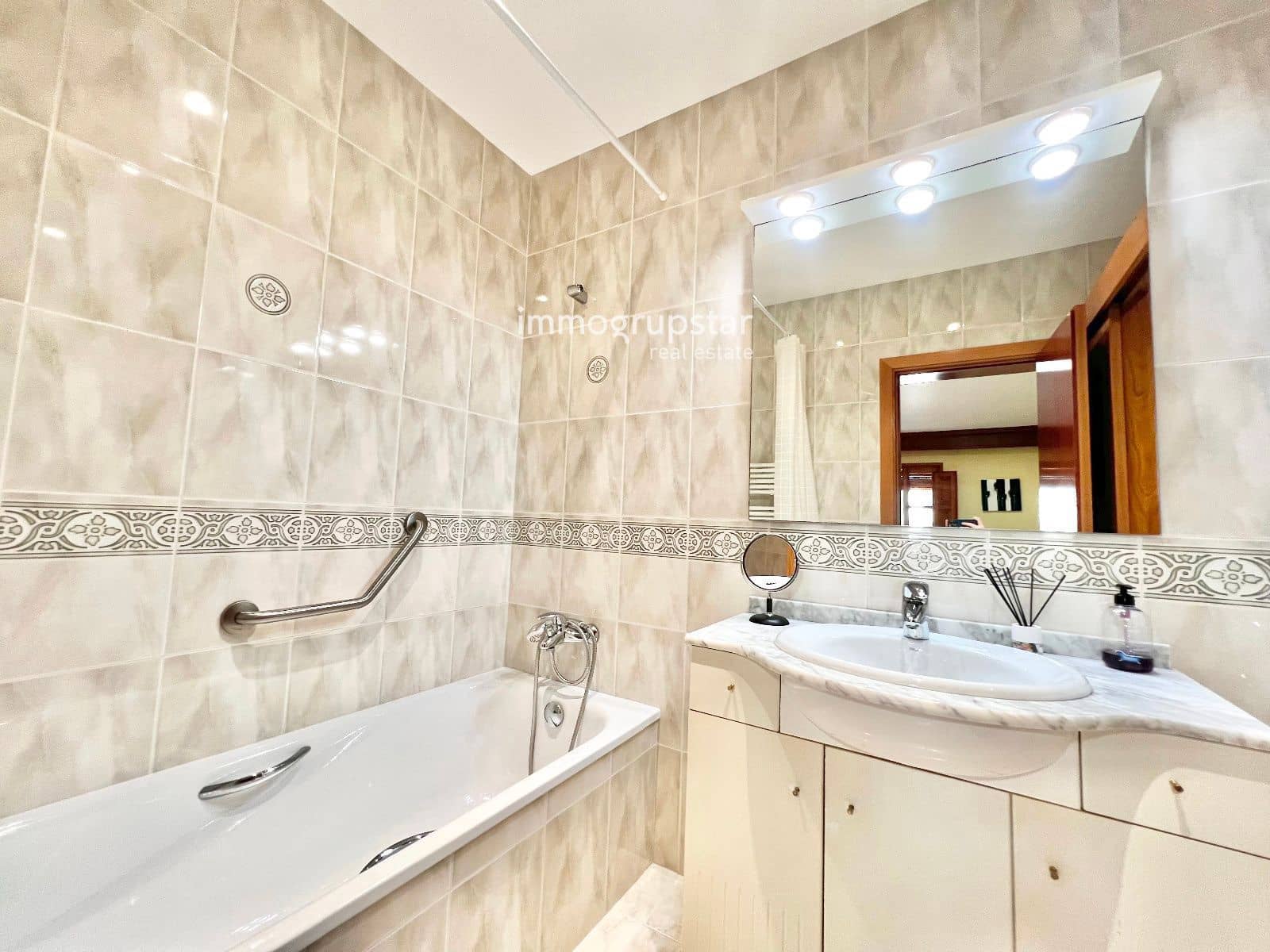 4 bedroom Villa for sale in Palamos with garage - € 790,000 (Ref: 9051843)