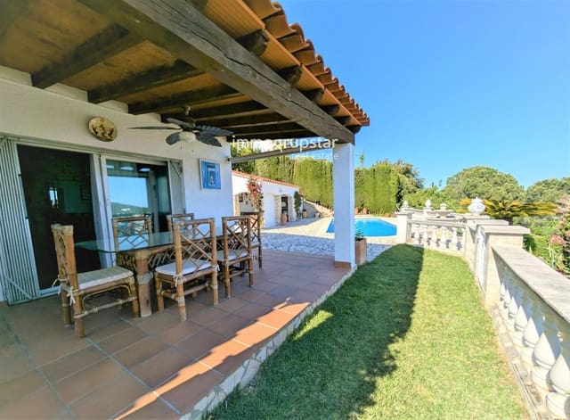 4 soveværelse Villa til salg i Calonge i Sant Antoni med swimmingpool garage - € 745.000 (Ref: 9051844)