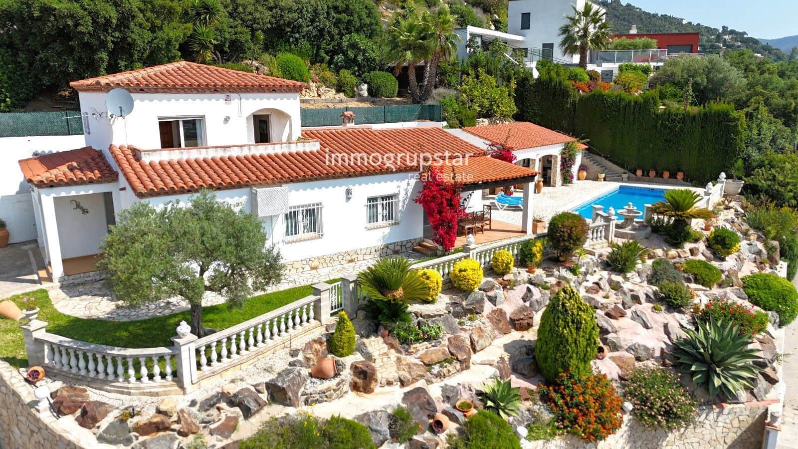 4 soveværelse Villa til salg i Calonge i Sant Antoni med swimmingpool garage - € 745.000 (Ref: 9051844)