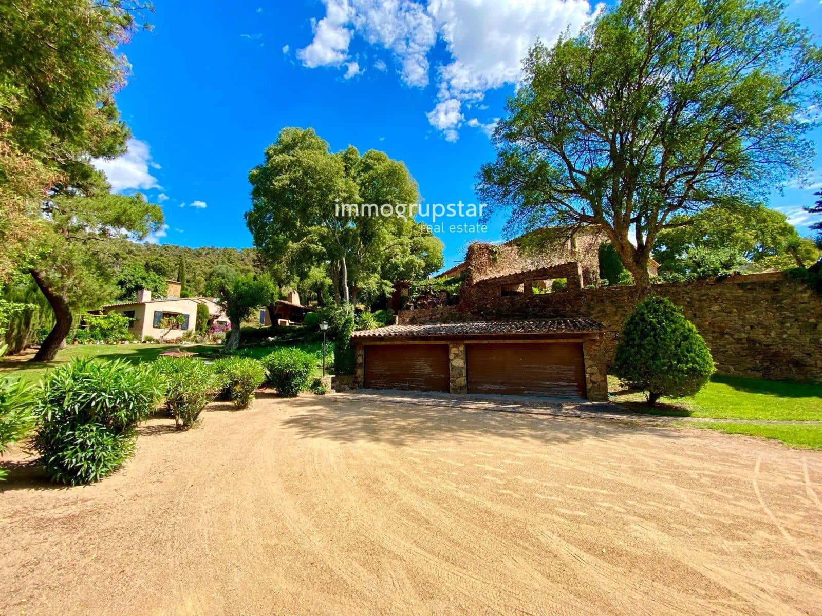 7 soveværelse Villa til salg i Vall-llobrega med swimmingpool garage - € 2.500.000 (Ref: 9057139)