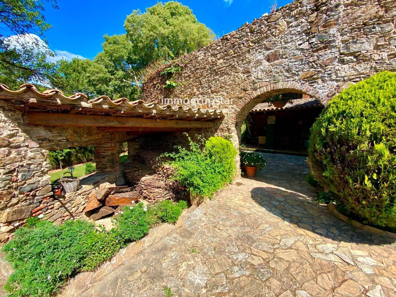 7 soveværelse Villa til salg i Vall-llobrega med swimmingpool garage - € 2.500.000 (Ref: 9057139)