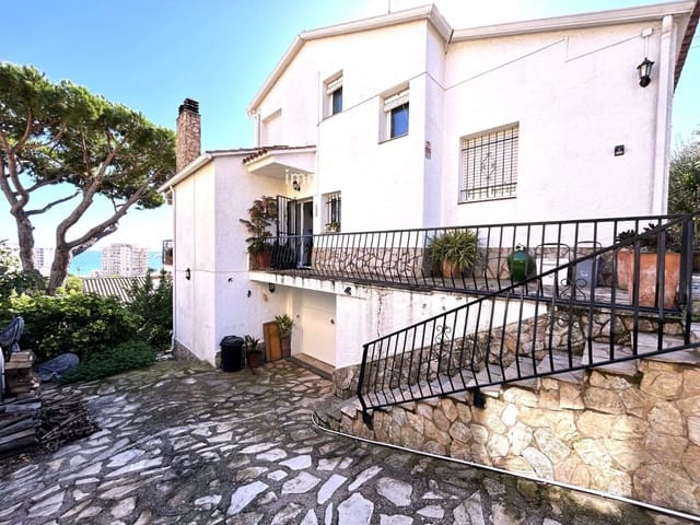 6 sovrum Villa till salu i Sant Antoni de Calonge, Calonge i Sant Antoni med garage - 539 000 € (Ref: 9058156)