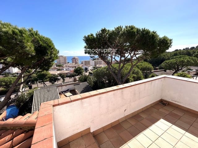 6 makuuhuone Huvila myytävänä paikassa Sant Antoni de Calonge, Calonge i Sant Antoni mukana 
autotalli - 539 000 € (Ref: 9058156)