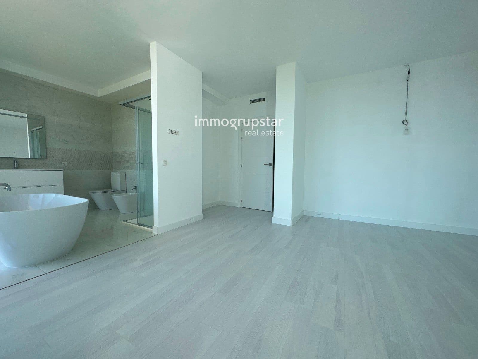 5 bedroom Villa for sale in Calonge i Sant Antoni with pool - € 995,000 (Ref: 9058652)