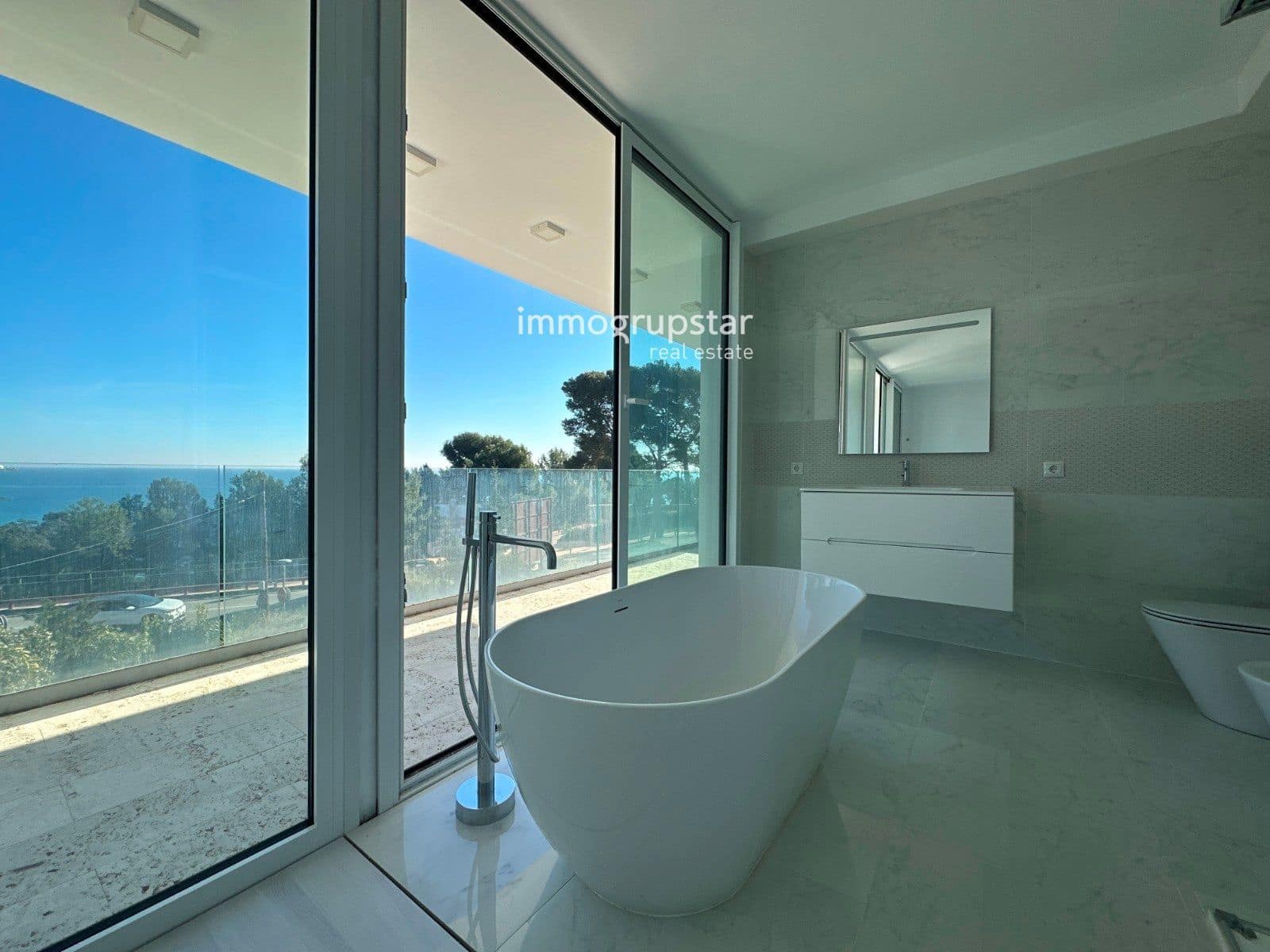 5 bedroom Villa for sale in Calonge i Sant Antoni with pool - € 995,000 (Ref: 9058652)