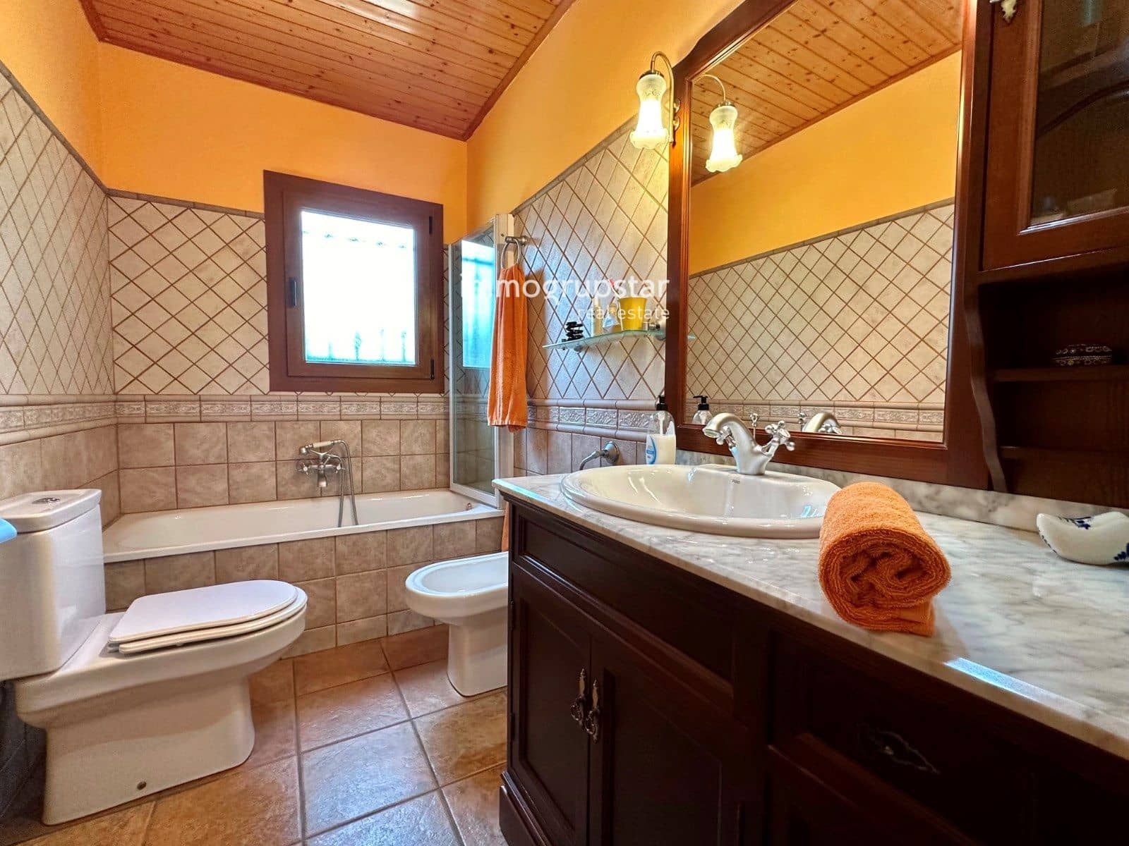 3 makuuhuone Huvila myytävänä paikassa Calonge i Sant Antoni mukana uima-altaan 
autotalli - 580 000 € (Ref: 9061869)