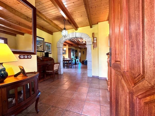 3 bedroom Villa for sale in Calonge i Sant Antoni with pool garage - € 580,000 (Ref: 9061869)