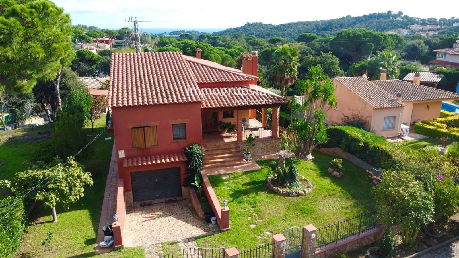 3 makuuhuone Huvila myytävänä paikassa Calonge i Sant Antoni mukana uima-altaan 
autotalli - 580 000 € (Ref: 9061869)