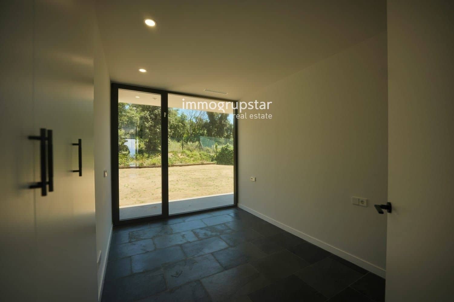 5 chambre Villa/Maison à vendre à Platja d'Aro avec piscine garage - 1 190 000 € (Ref: 9061949)