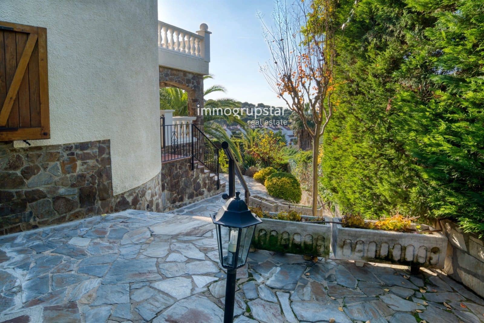 5 bedroom Villa for sale in Sant Antoni de Calonge with pool garage - € 950,000 (Ref: 9061953)