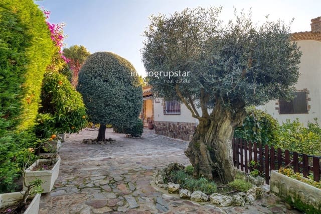 5 chambre Villa/Maison à vendre à Sant Antoni de Calonge, Calonge i Sant Antoni avec piscine garage - 950 000 € (Ref: 9061953)