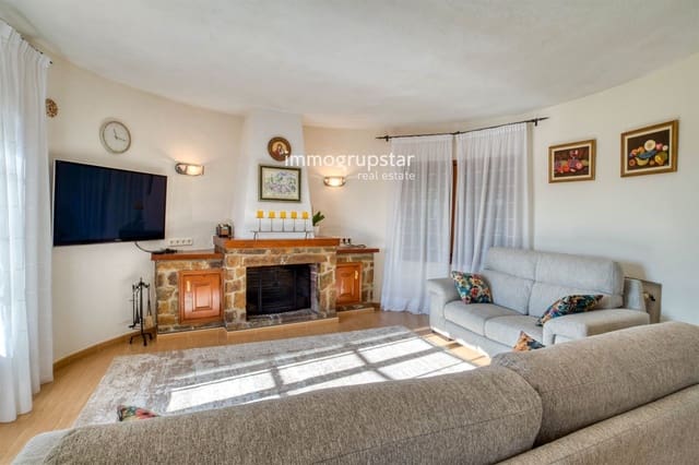 5 chambre Villa/Maison à vendre à Sant Antoni de Calonge, Calonge i Sant Antoni avec piscine garage - 950 000 € (Ref: 9061953)