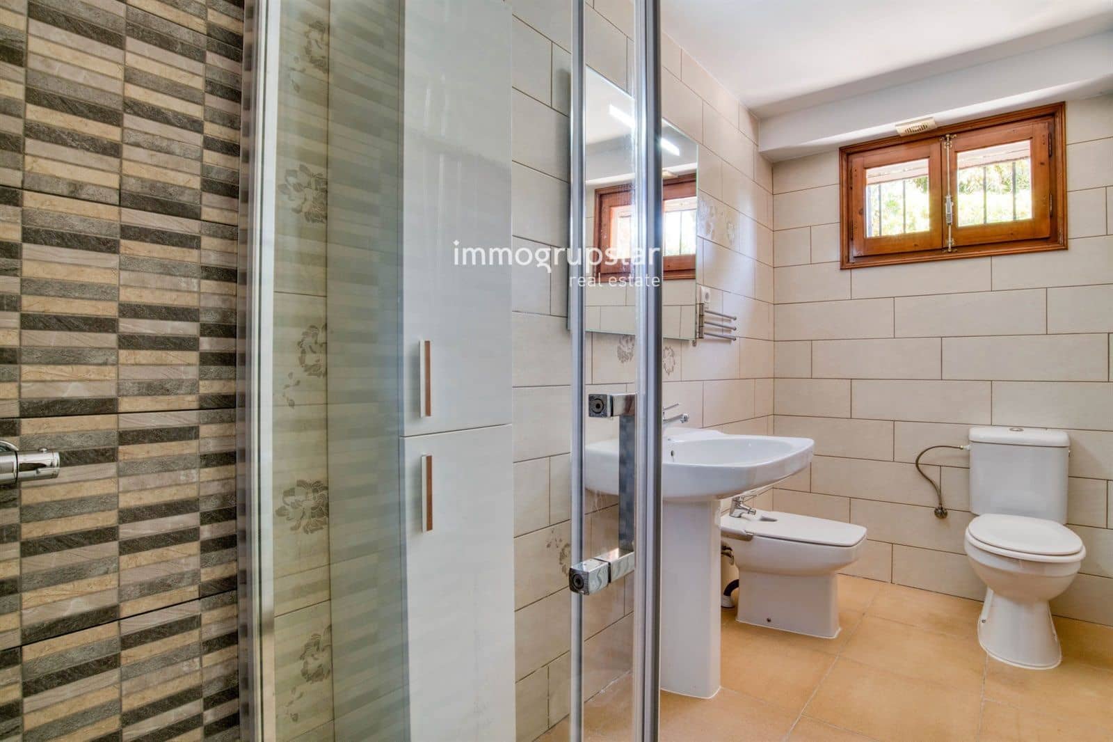 5 bedroom Villa for sale in Sant Antoni de Calonge with pool garage - € 950,000 (Ref: 9061953)