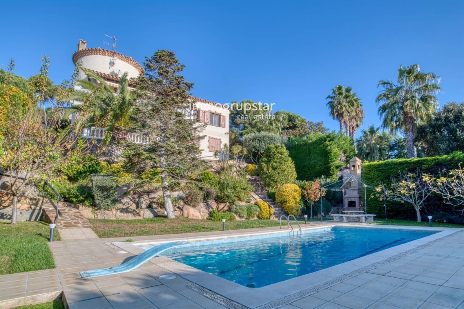 5 bedroom Villa for sale in Sant Antoni de Calonge with pool garage - € 950,000 (Ref: 9061953)