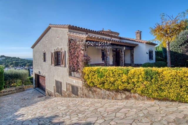 5 chambre Villa/Maison à vendre à Sant Antoni de Calonge, Calonge i Sant Antoni avec piscine garage - 950 000 € (Ref: 9061953)