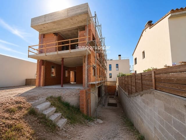 4 soverom Villa til salgs i Sant Antoni de Calonge, Calonge i Sant Antoni med svømmebasseng garasje - € 875 000 (Ref: 9063737)