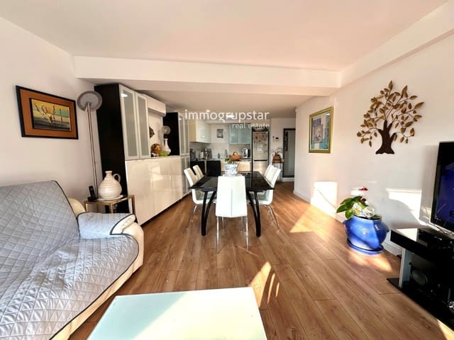 Piso de 3 habitaciones en Platja d'Aro, Castell-Platja d'Aro en venta con garaje - 390.000 € (Ref: 9063738)