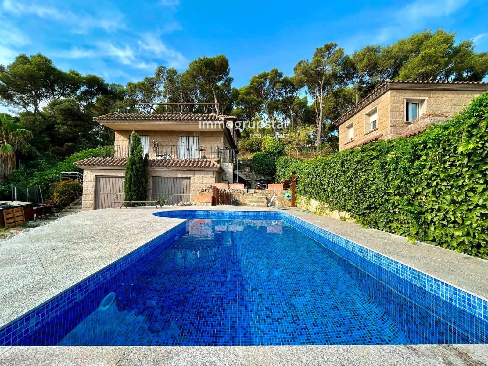 4 soverom Villa til salgs i Sant Antoni de Calonge med svømmebasseng garasje - € 1 950 000 (Ref: 9072398)