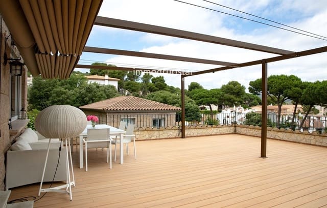 4 camera da letto Villa in vendita in Sant Antoni de Calonge, Calonge i Sant Antoni con piscina garage - 1.950.000 € (Rif: 9072398)