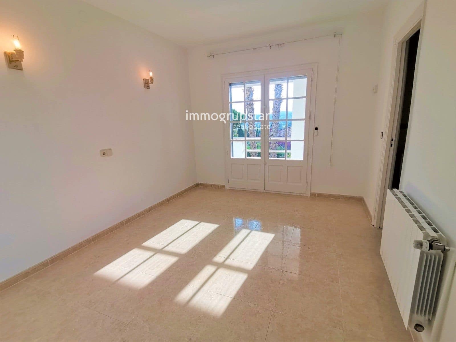 6 soveværelse Villa til salg i Sant Antoni de Calonge med swimmingpool garage - € 1.575.000 (Ref: 9072399)