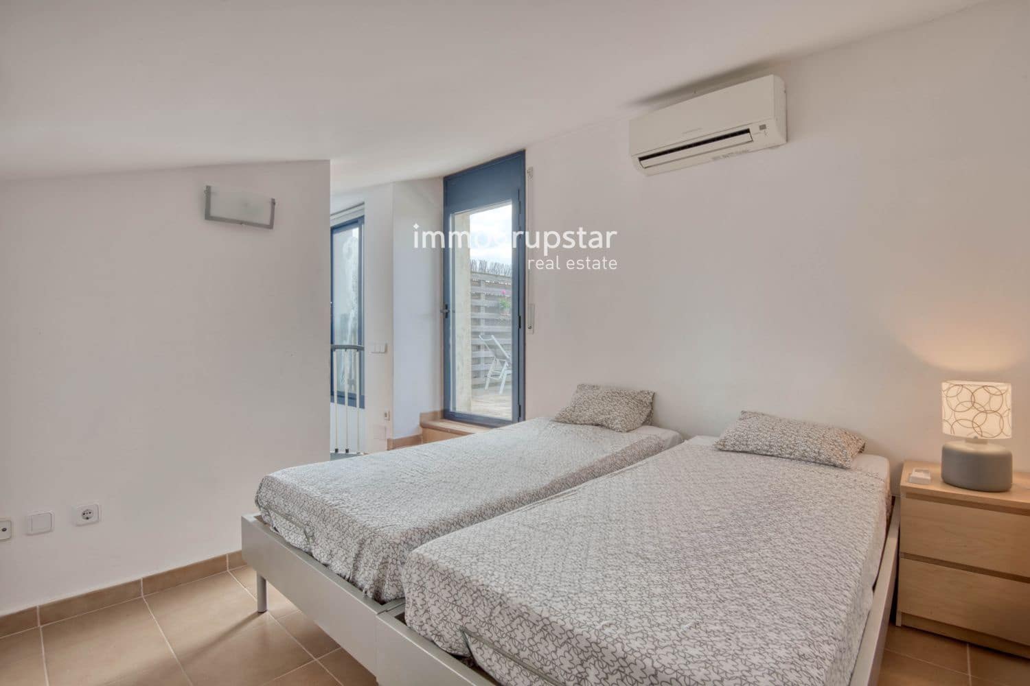 3 soveværelse Penthouse til salg i Sant Feliu de Guixols med swimmingpool - € 420.000 (Ref: 9095692)