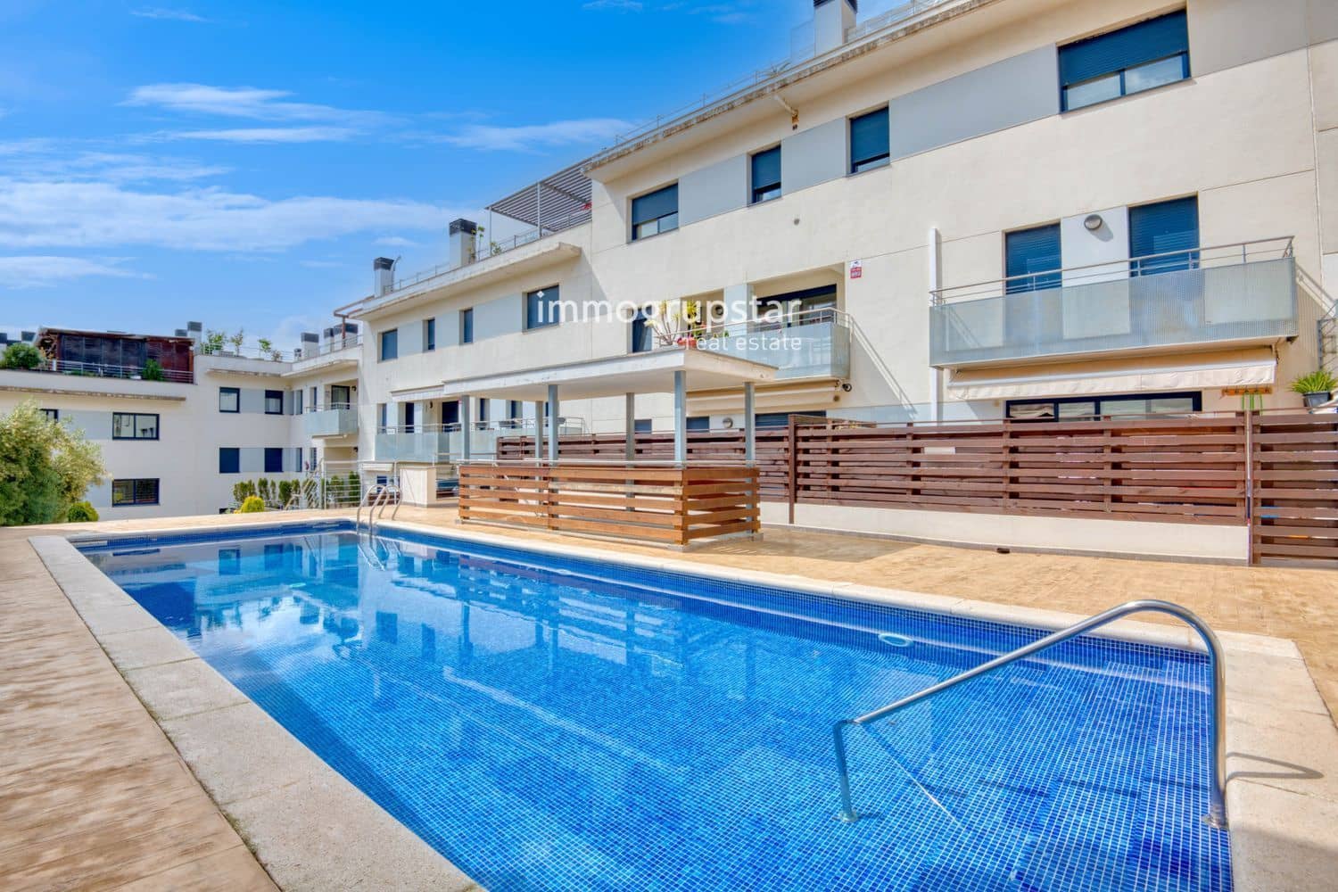 3 soveværelse Penthouse til salg i Sant Feliu de Guixols med swimmingpool - € 420.000 (Ref: 9095692)