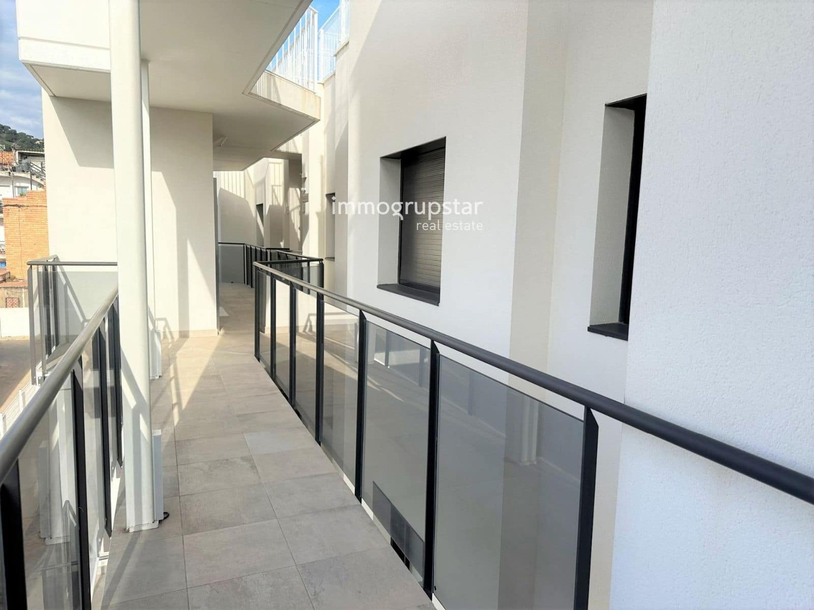 3 soveværelse Lejlighed til salg i Platja d'Aro med swimmingpool garage - € 425.000 (Ref: 9107004)