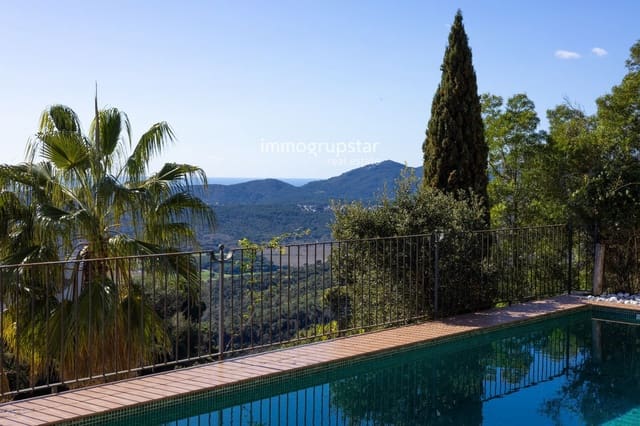 5 soverom Villa til salgs i Platja d'Aro, Castell-Platja d'Aro med svømmebasseng garasje - € 1 050 000 (Ref: 9113665)