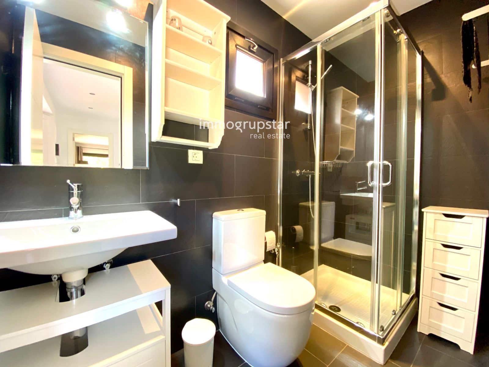 4 soveværelse Villa til salg i Sant Antoni de Calonge med swimmingpool garage - € 750.000 (Ref: 9138425)