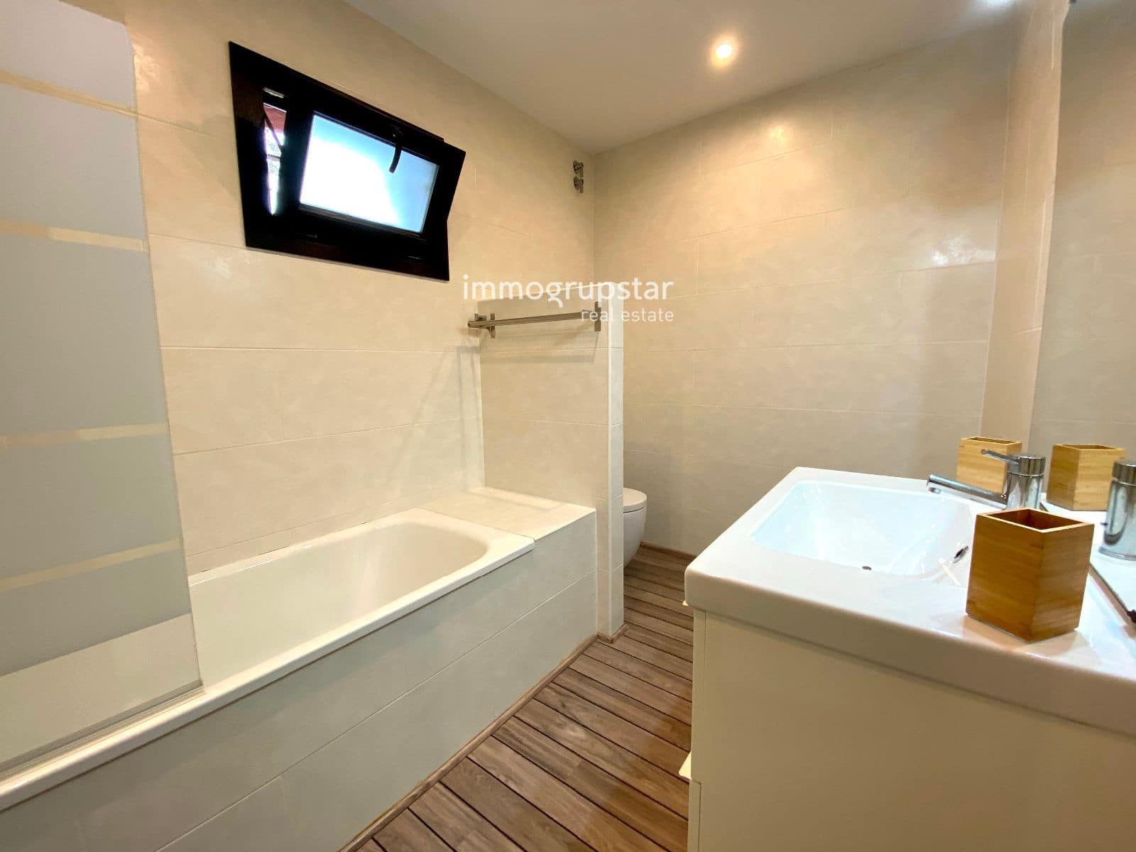 4 soveværelse Villa til salg i Sant Antoni de Calonge med swimmingpool garage - € 750.000 (Ref: 9138425)