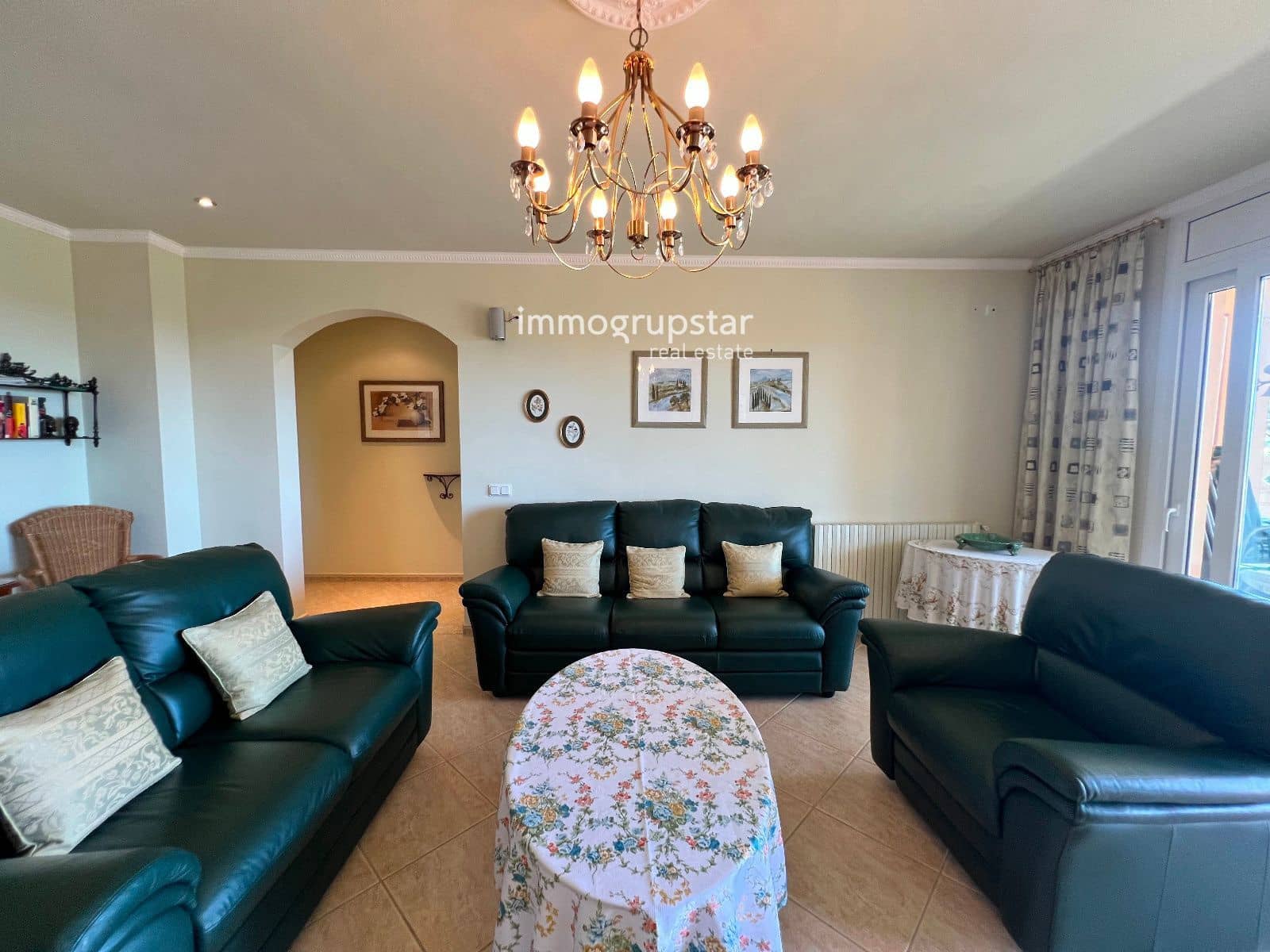 4 makuuhuone Huvila myytävänä paikassa Santa Cristina d'Aro mukana uima-altaan 
autotalli - 630 000 € (Ref: 9143320)