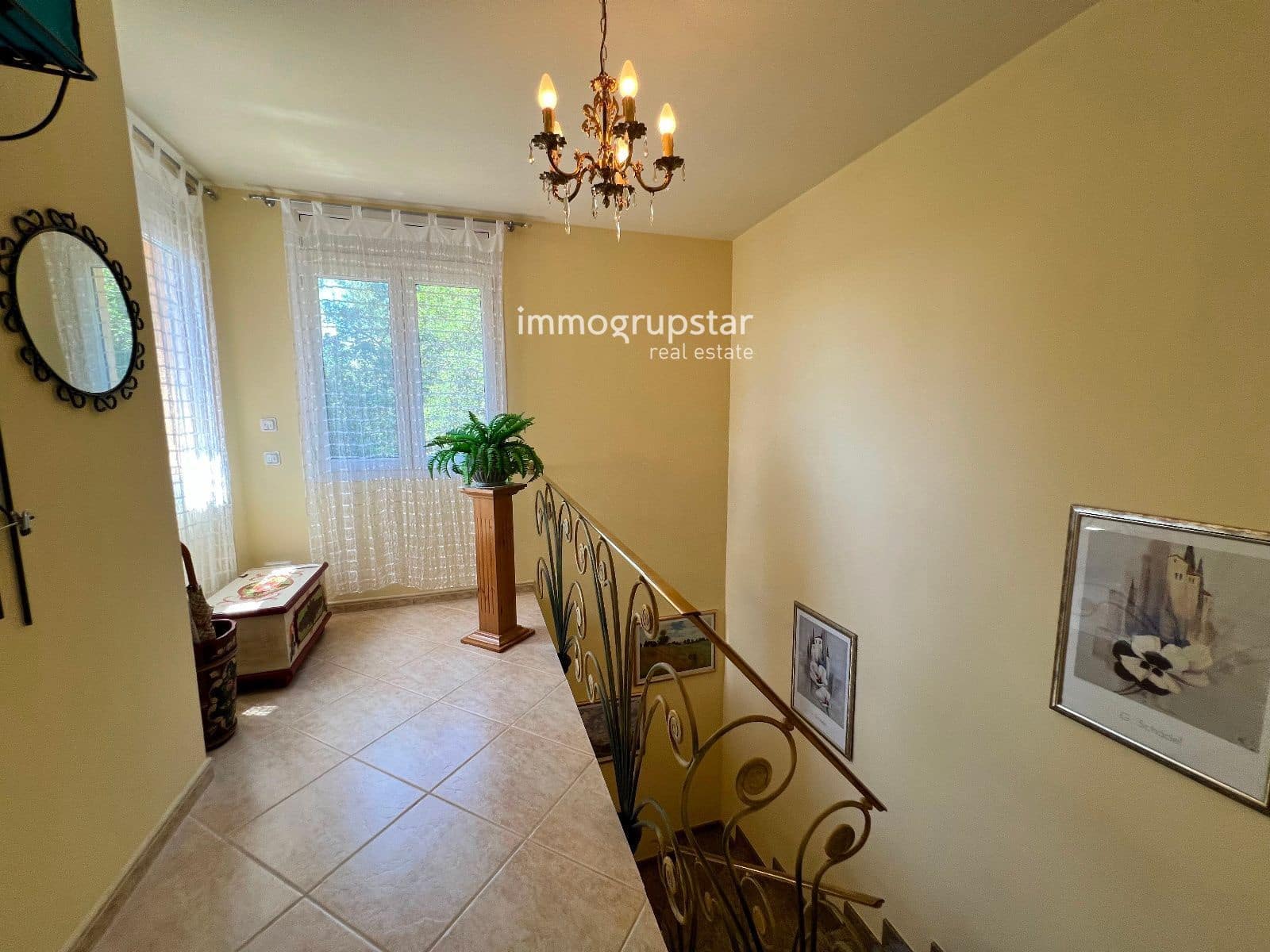 4 makuuhuone Huvila myytävänä paikassa Santa Cristina d'Aro mukana uima-altaan 
autotalli - 630 000 € (Ref: 9143320)