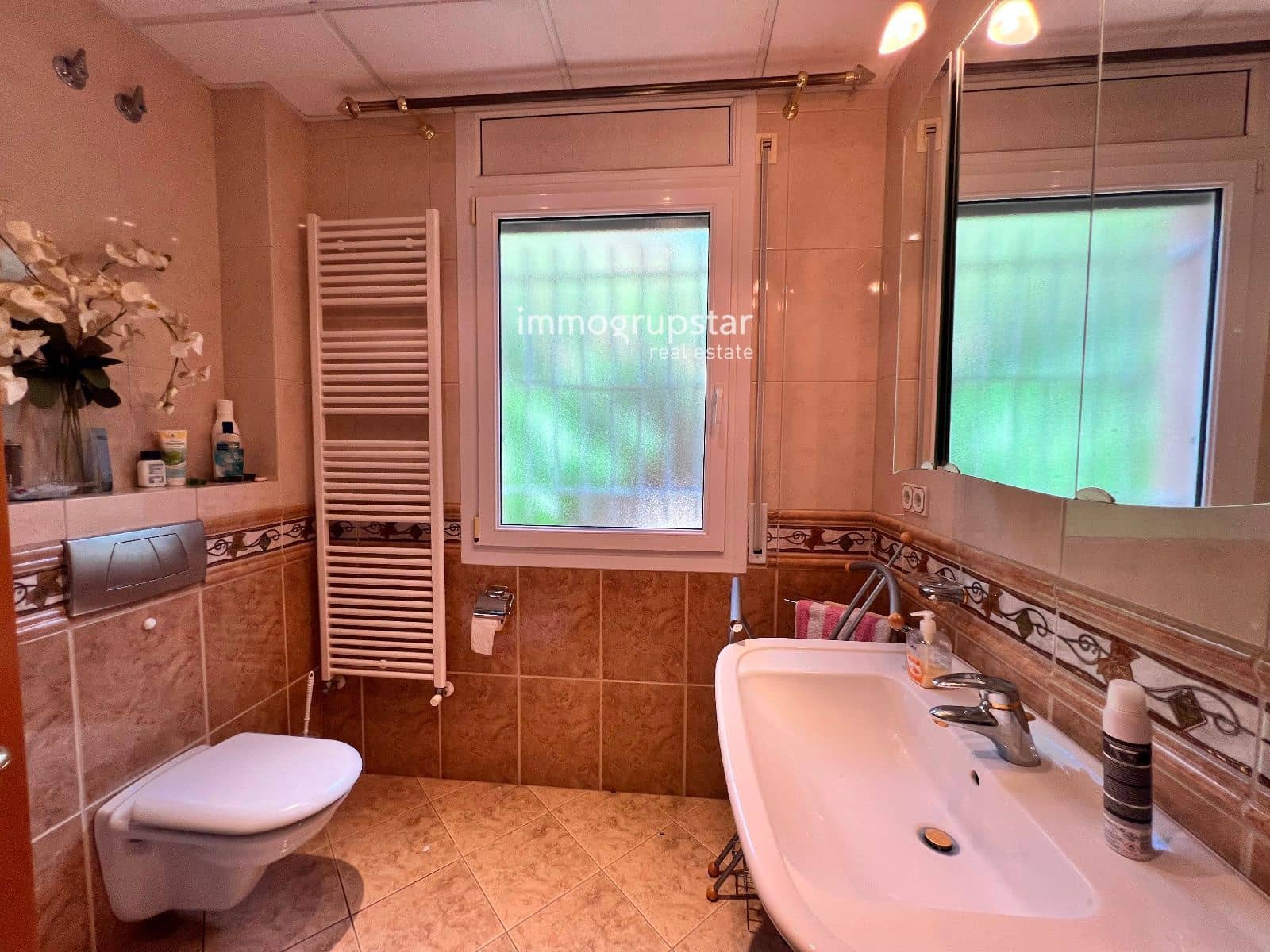 4 makuuhuone Huvila myytävänä paikassa Santa Cristina d'Aro mukana uima-altaan 
autotalli - 630 000 € (Ref: 9143320)