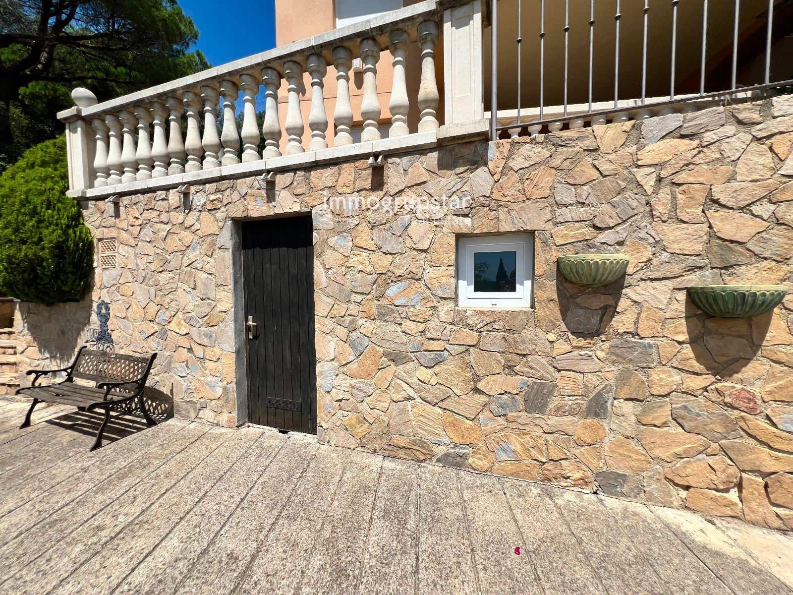 4 makuuhuone Huvila myytävänä paikassa Santa Cristina d'Aro mukana uima-altaan 
autotalli - 630 000 € (Ref: 9143320)