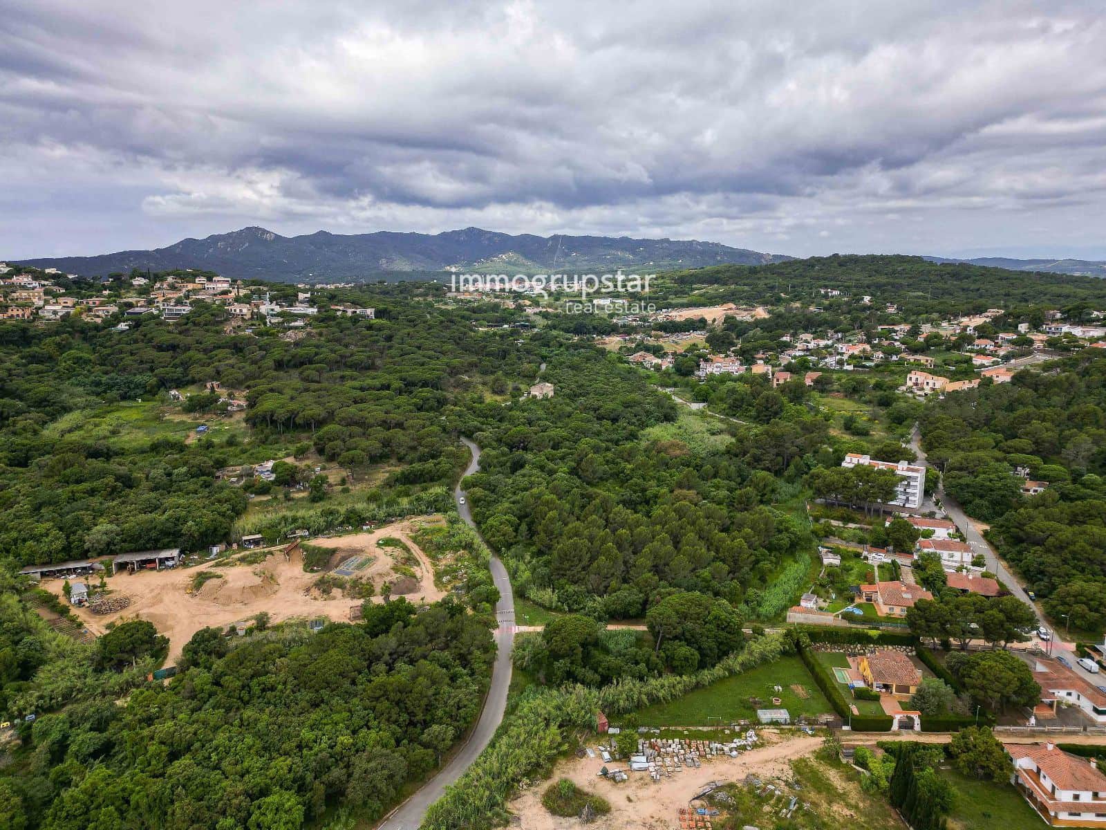 4 soveværelse Byhus til salg i S'Agaro med swimmingpool garage - € 1.300.000 (Ref: 9144065)