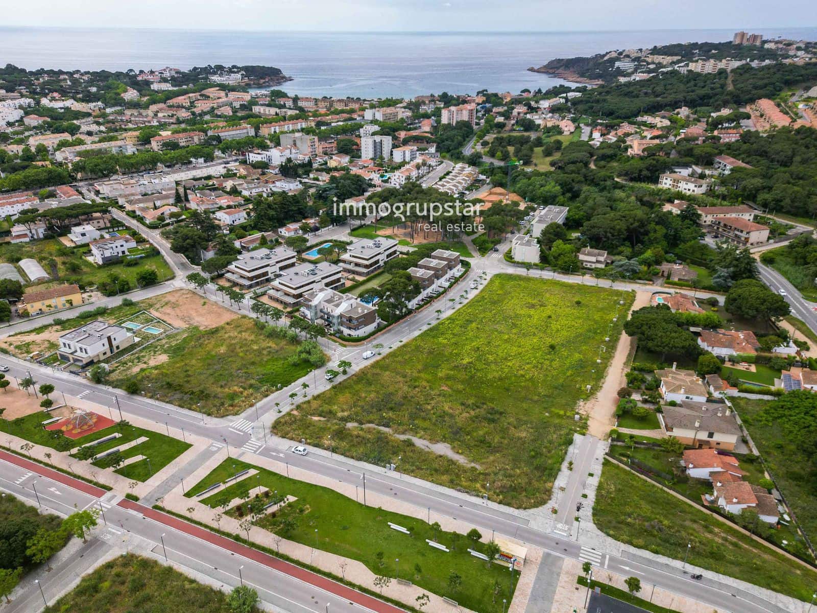 4 soveværelse Byhus til salg i S'Agaro med swimmingpool garage - € 1.300.000 (Ref: 9144065)