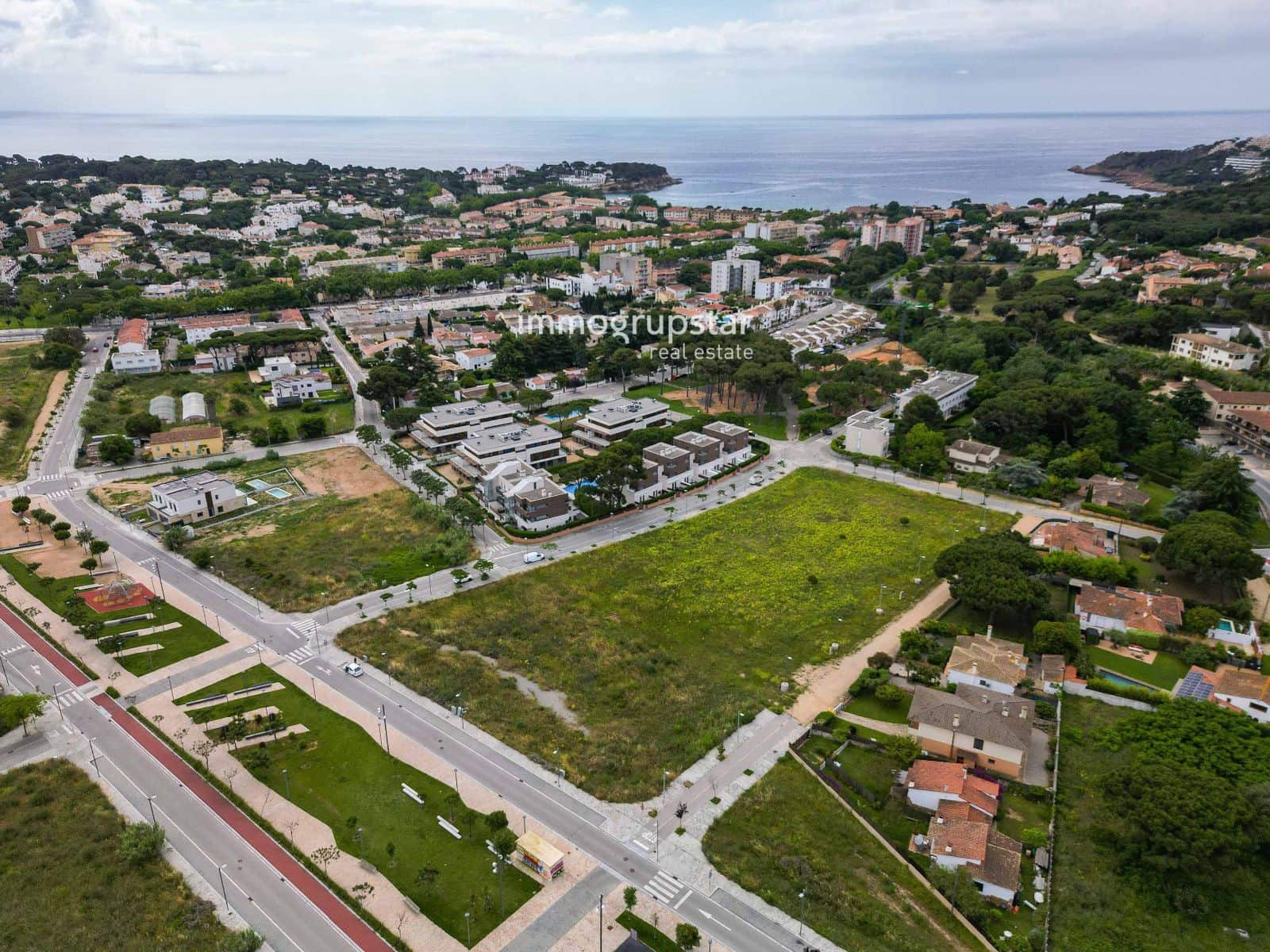 4 soveværelse Byhus til salg i S'Agaro med swimmingpool garage - € 1.300.000 (Ref: 9144065)