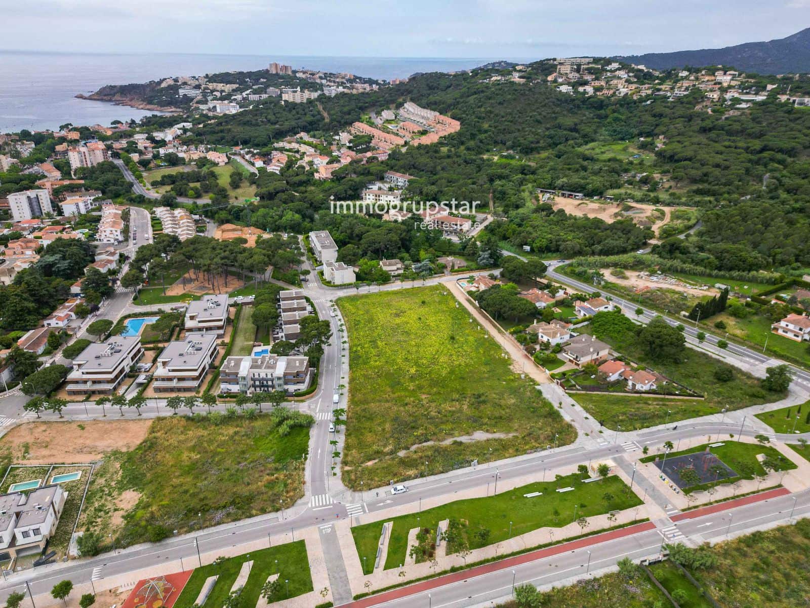 4 soveværelse Byhus til salg i S'Agaro med swimmingpool garage - € 1.300.000 (Ref: 9144065)