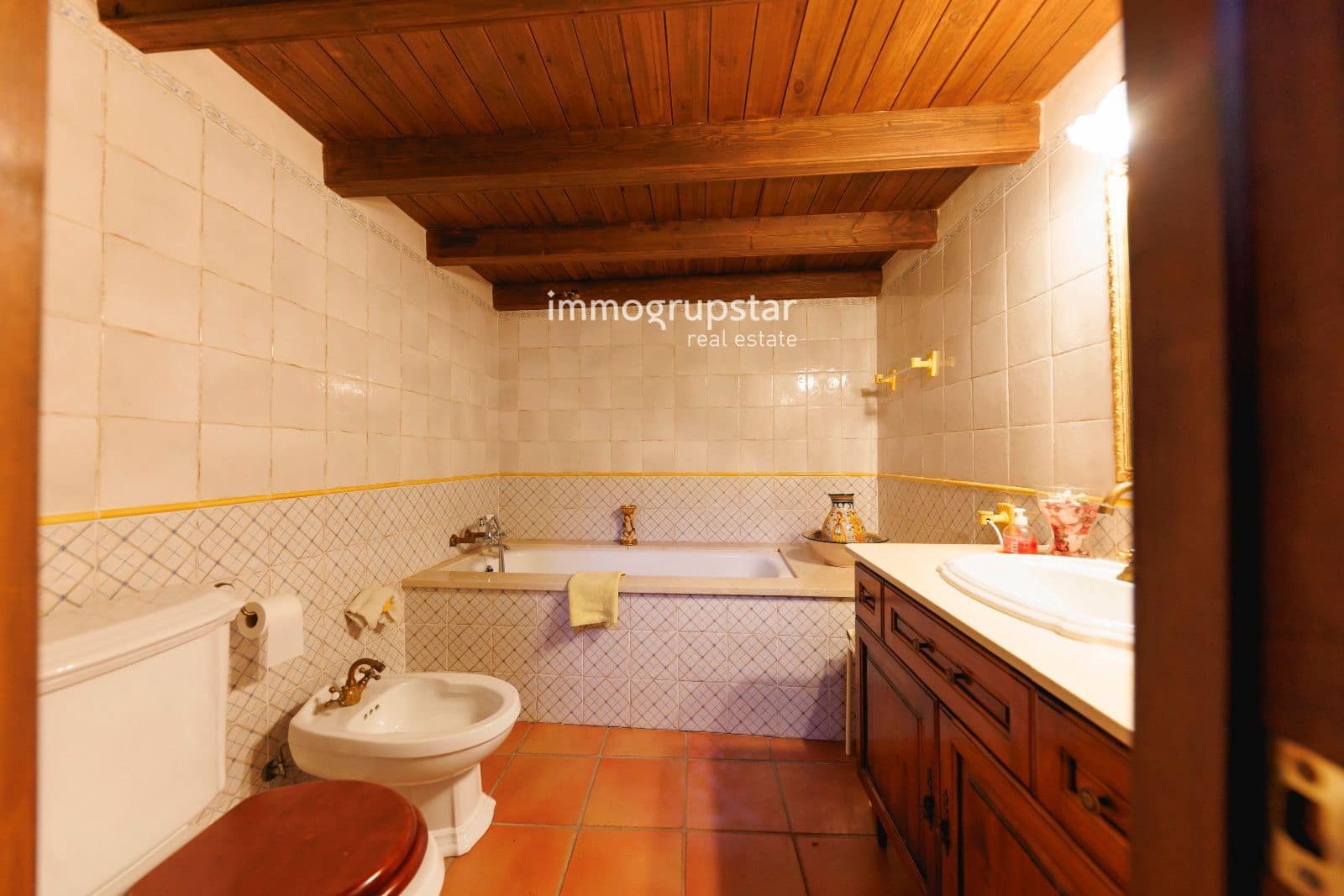 7 soverom Villa til salgs i Amer - € 1 450 000 (Ref: 9146560)