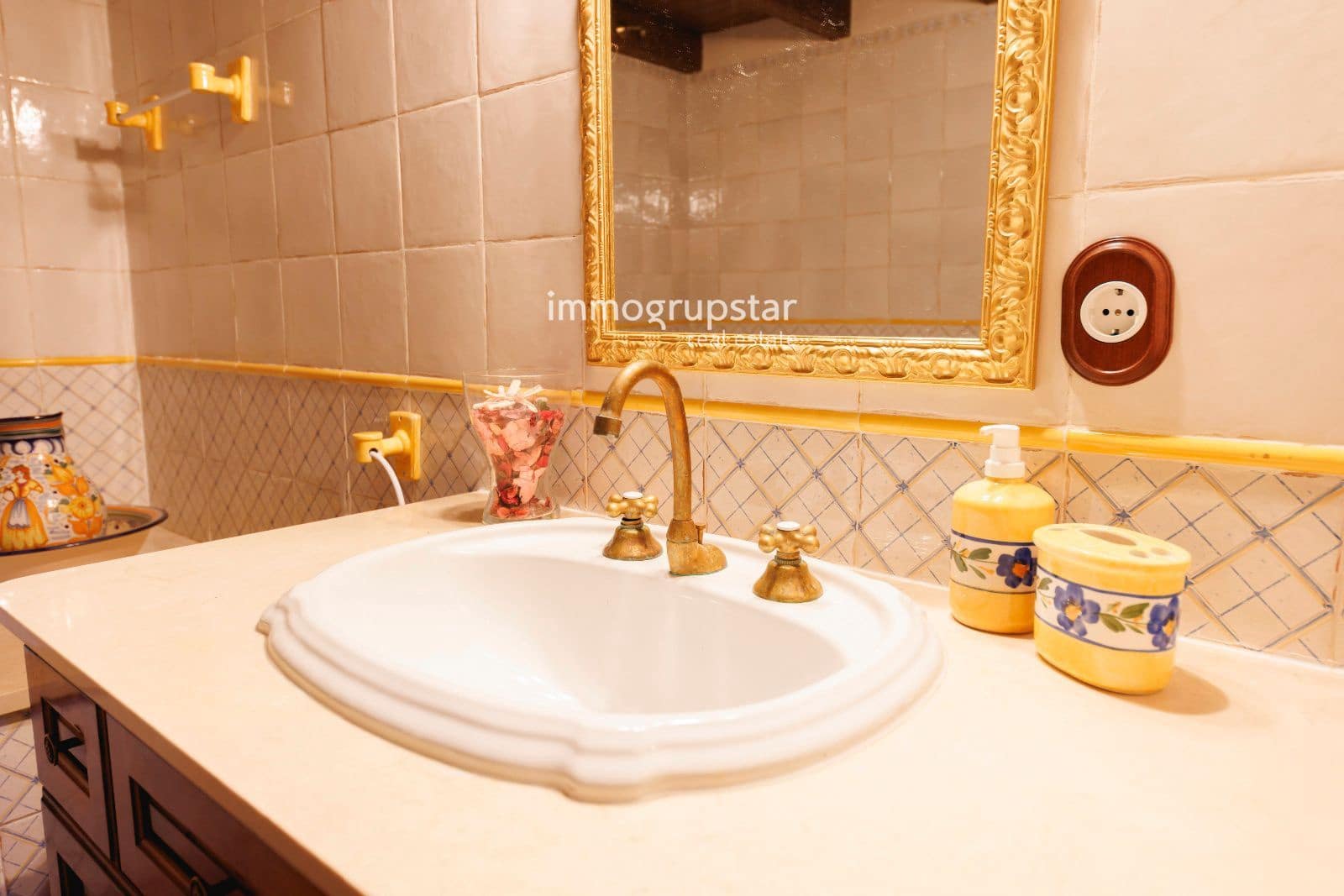 7 soverom Villa til salgs i Amer - € 1 450 000 (Ref: 9146560)