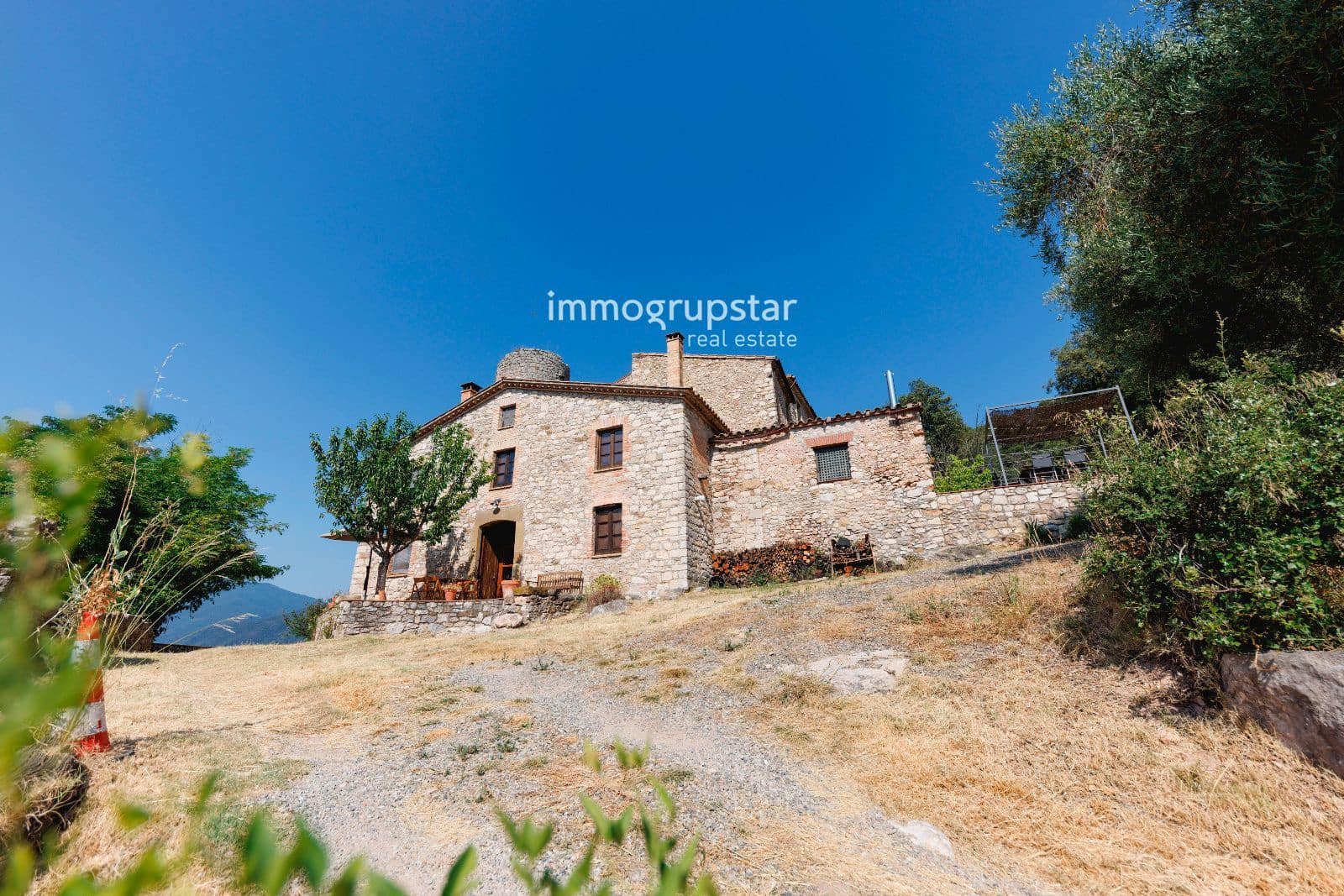 7 soverom Villa til salgs i Amer - € 1 450 000 (Ref: 9146560)