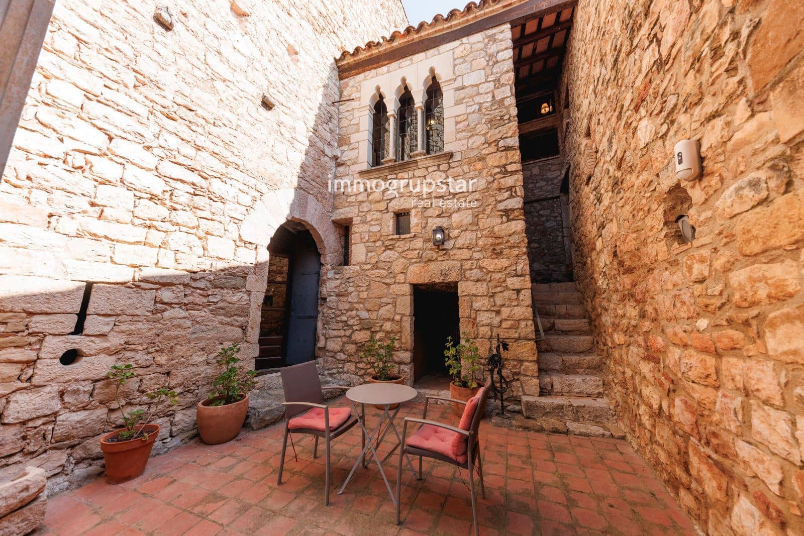 7 soverom Villa til salgs i Amer - € 1 450 000 (Ref: 9146560)