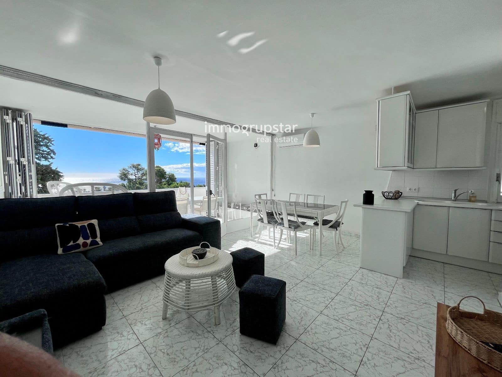 2 slaapkamer Flat te koop in Platja d'Aro met zwembad - € 345.000 (Ref: 9162881)