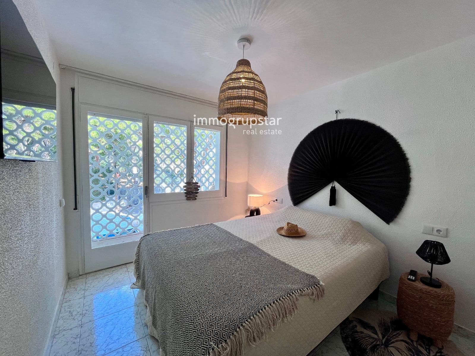 2 slaapkamer Flat te koop in Platja d'Aro met zwembad - € 345.000 (Ref: 9162881)